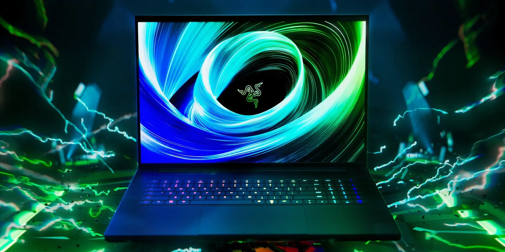 Laptop Razer Blade 2025 với thiết kế sang trọng, tối ưu cho game thủ nữ và hiệu năng vượt trội khi kết hợp phụ kiện.