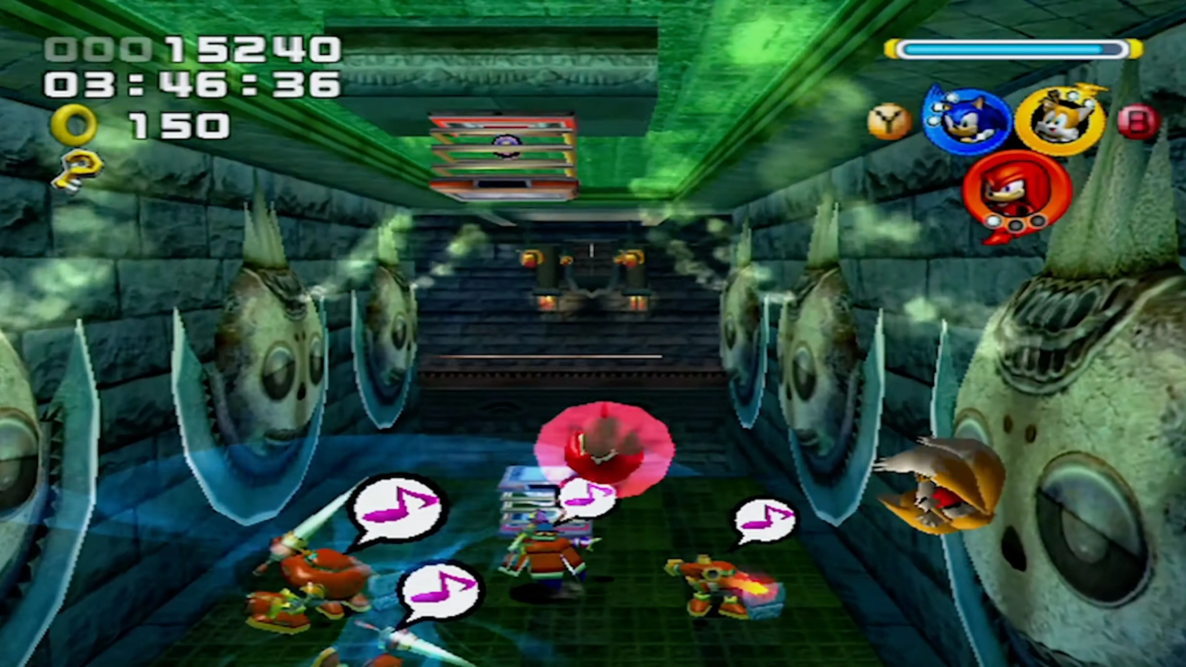 Team Dark đang di chuyển qua một lâu đài ma quái, đầy những bóng ma trong Haunted Mansion của Sonic Heroes, tạo không khí rùng rợn.
